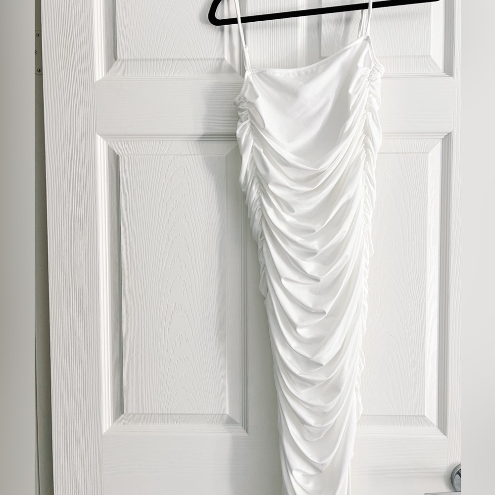 (superdown) NEW w.tags Milani Ruched Dress